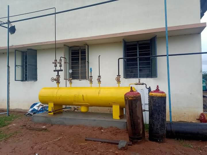 Ammonia Refrigeration Plant - 20tr Cooling Capacity, Mild Steel Nozzle Material, Water Chilling Type, New Colt Compressor, 420v Voltage, 3hp Water Pump Motor