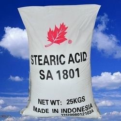 Stearic Acid Application: Plastic
