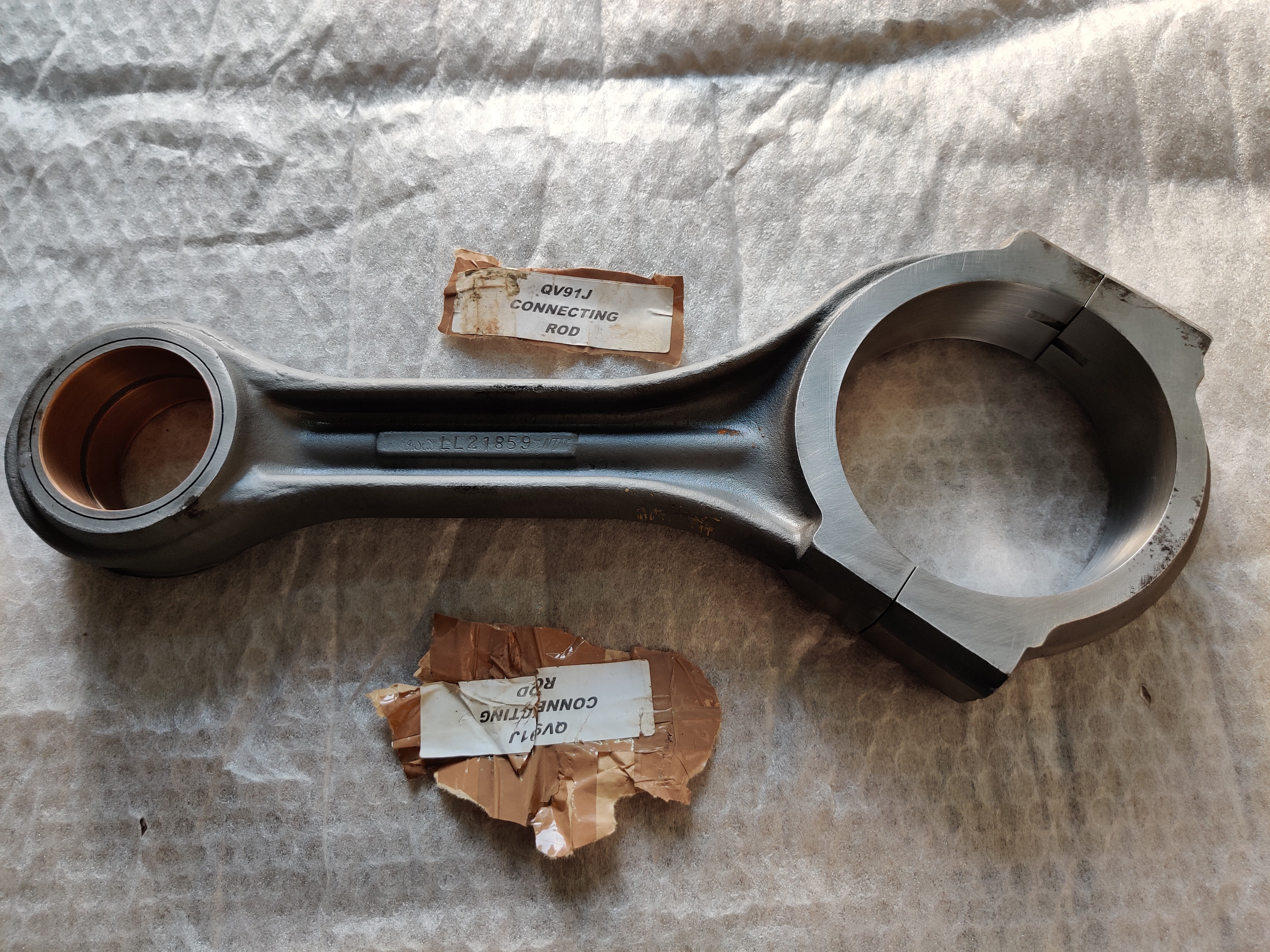 Marine Engine Doorman Q12 - Material: Iron