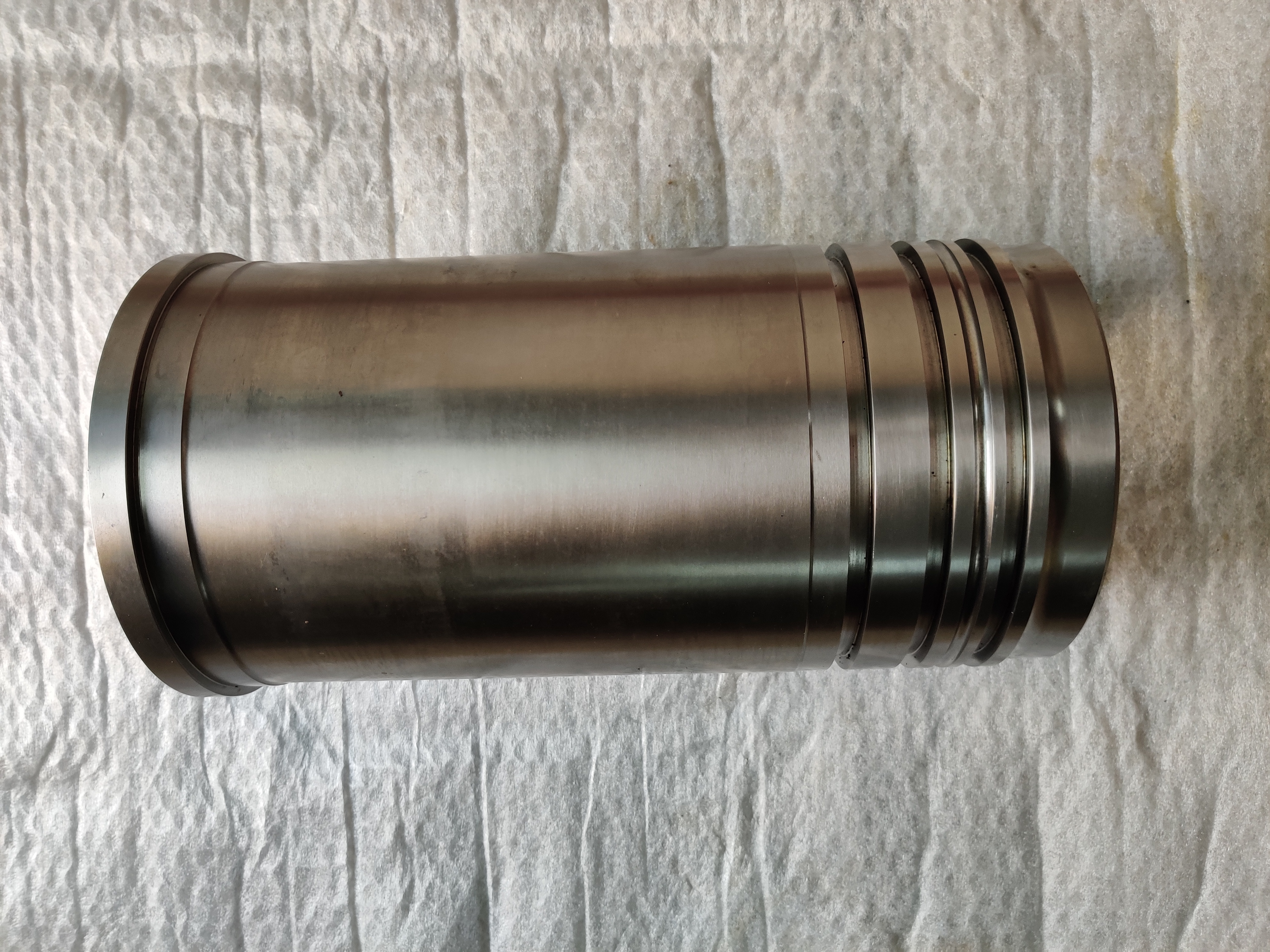 Marine Engine Doorman Q12 - Material: Iron