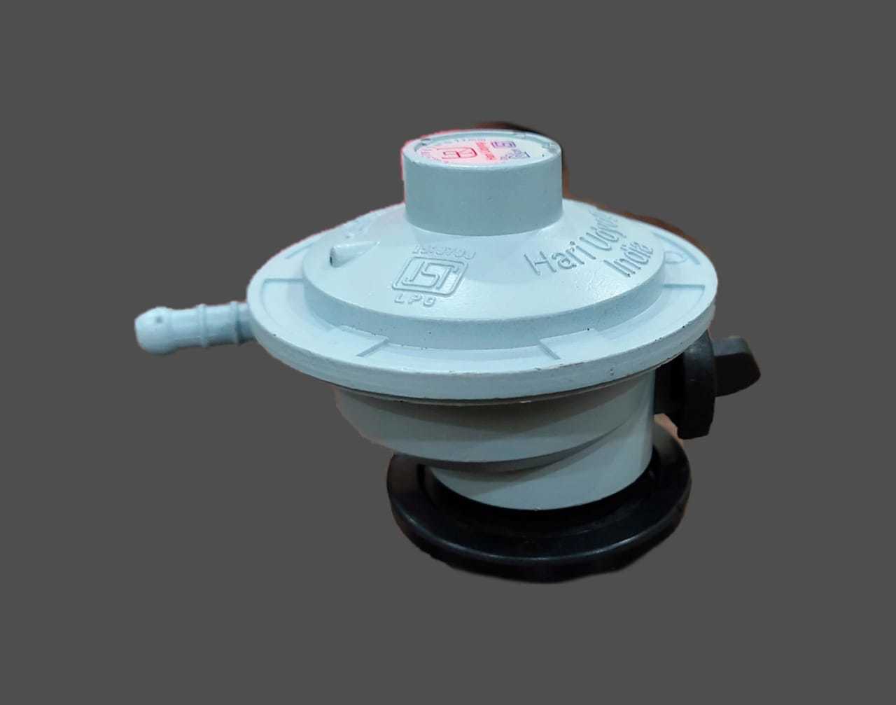 High Grade Pressure Regulator - Zinc Alloy & Brass, 25.6 Mm Inlet Size | Durable, Is 9798 Standard, 24-month Warranty, 450 Grams Weight