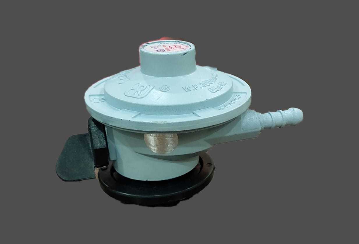 High Grade Pressure Regulator - Zinc Alloy & Brass, 25.6 Mm Inlet Size | Durable, Is 9798 Standard, 24-month Warranty, 450 Grams Weight