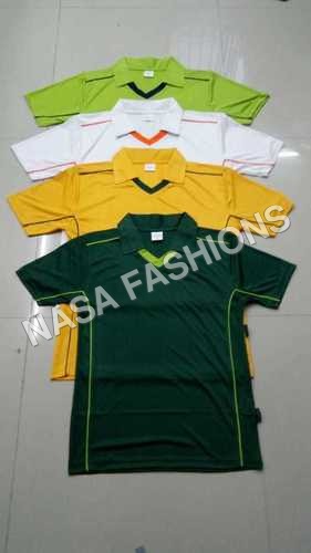 Sports T Shirt Size: Medium