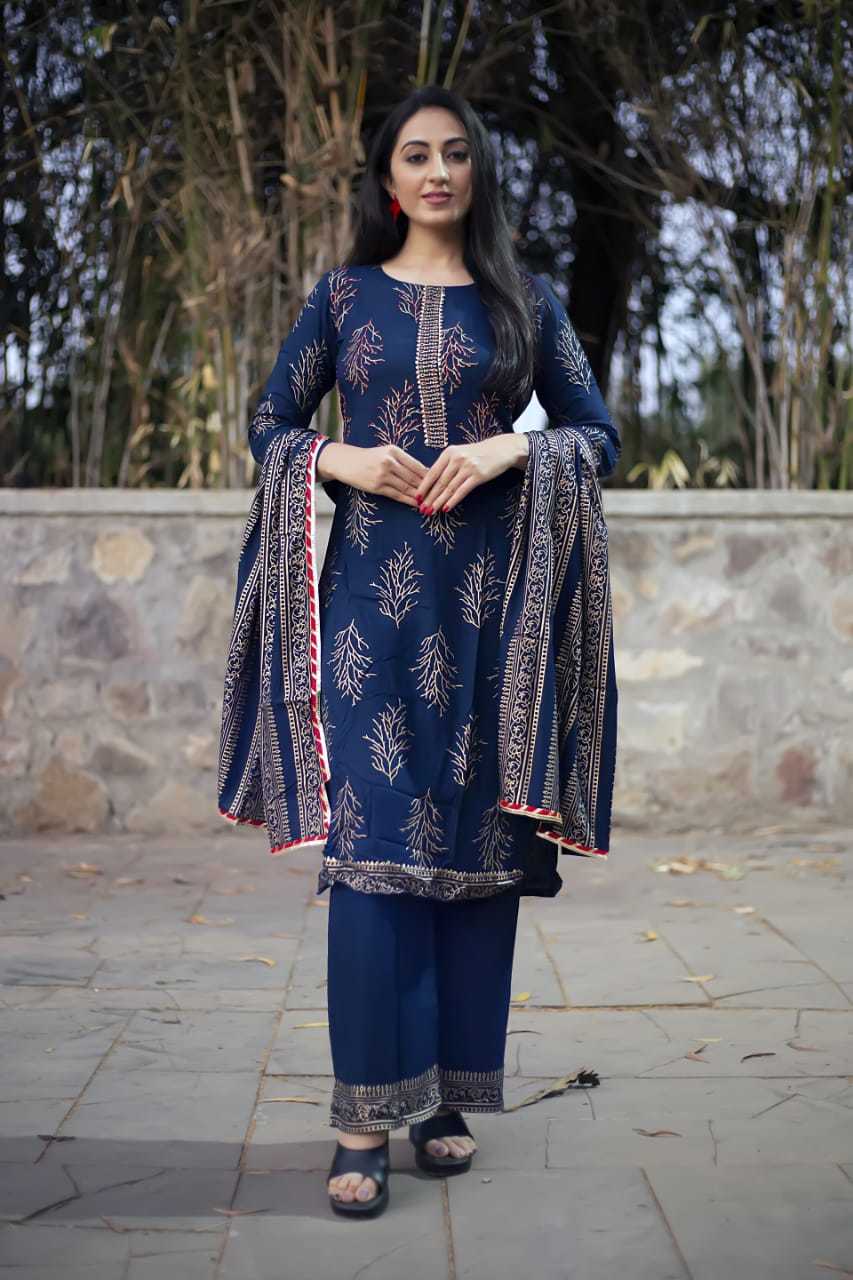 Royal Designer Rayon Kurti Set - M, L, Xl, Xxl | Embroidered Pattern, Quick Dry, Washable, 3-4th Sleeve, Traditional Ethnic Party Wear