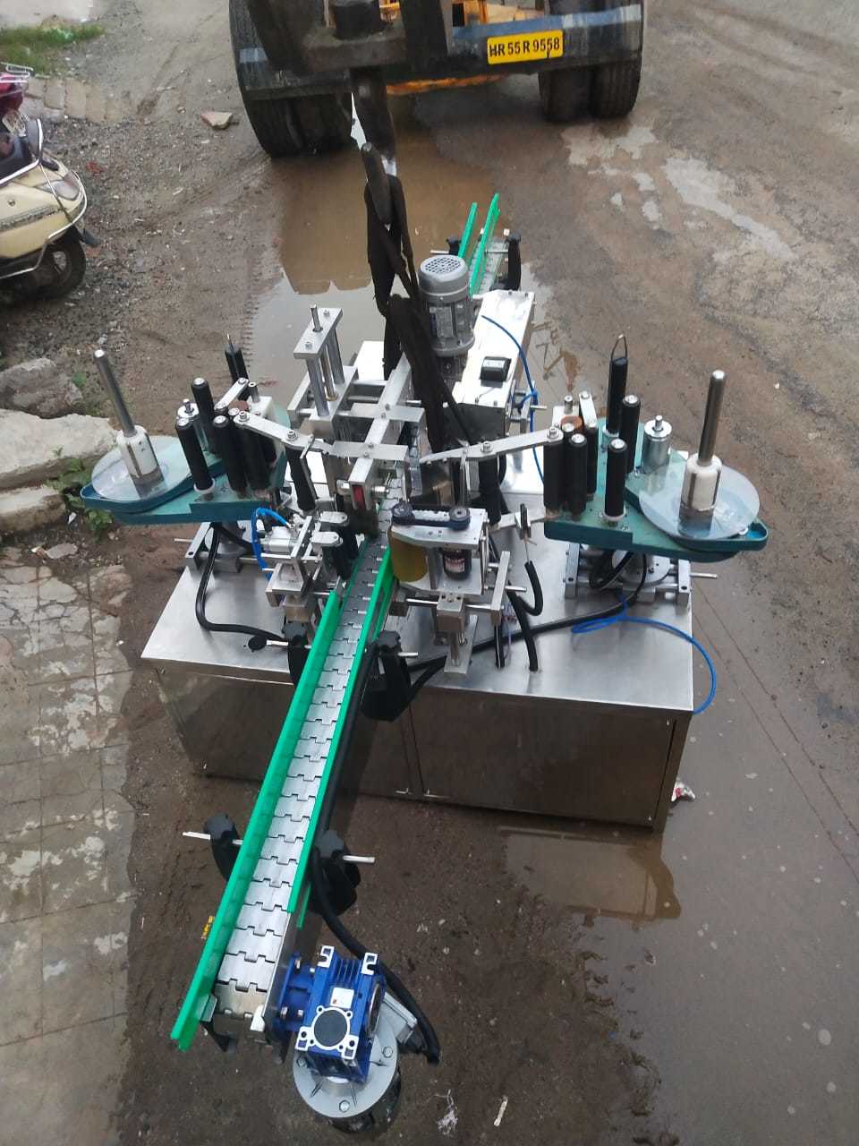 Sticker Labeling Machine - Stainless Steel, 1200x800x1500mm | 50-150mm Label Size, 100-200 Bottles/min Speed, 1.5kw Power Consumption, 220v Voltage, 150kg Weight