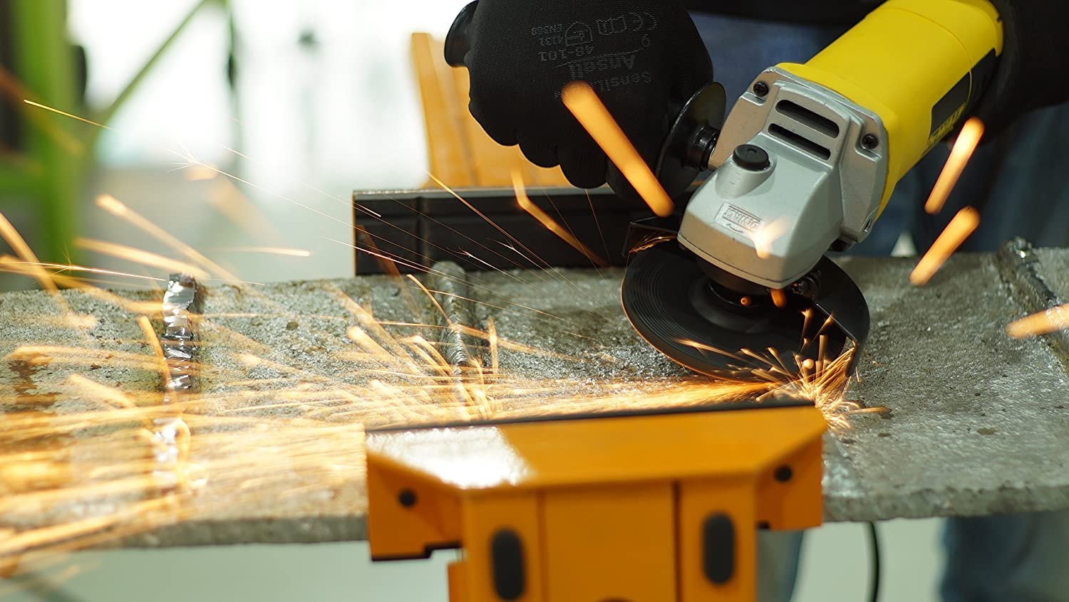 Yellow Dewalt Dw831