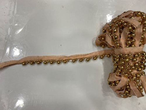 मोती का फीता