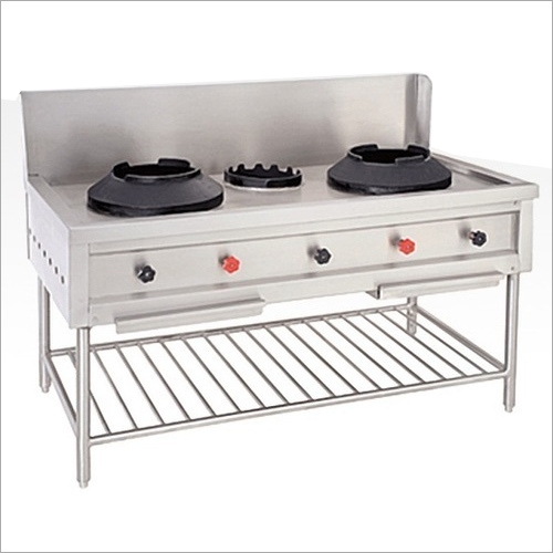 तीन बर्नर चाइनीज रेंज