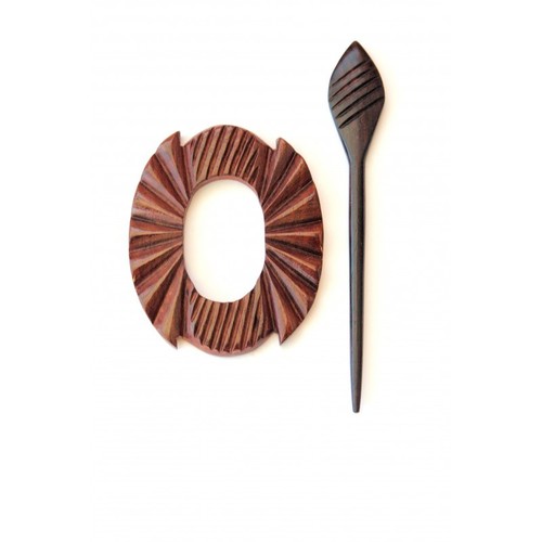 ओवल शेप रोज़वुड शॉल पिन