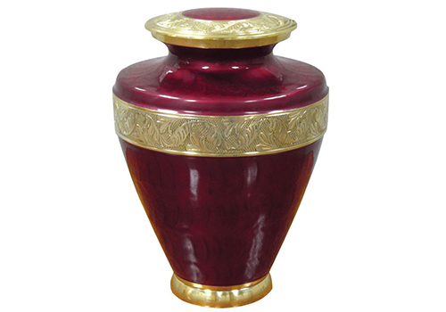 लाल और सुनहरा सुंदर मिलानो कलश