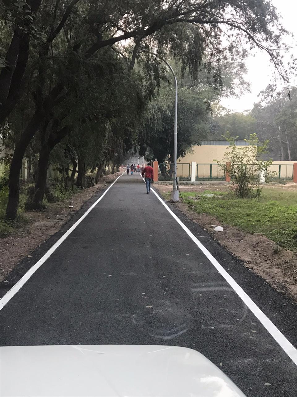 Thermoplastic Road Marking Application