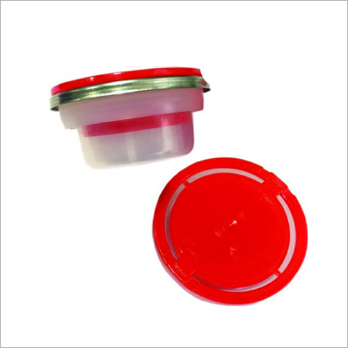 रिंग के साथ किसी भी रंग की स्पाउट कैप