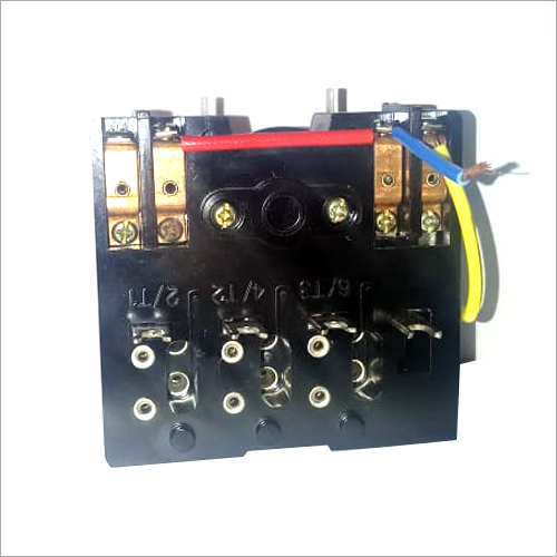 Single Phase Mcb Panel - 220 Volt Rated Voltage | Metal, Powder Coated Finish