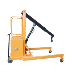 Electric Floor Crane - 1000kg/5000kg Capacity, Metal Structure with Rust-Resistant Metallic Coating, Smooth Running Castors, Electric Motor, Yellow Finish