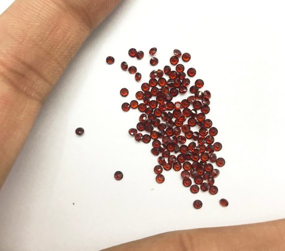 2mm Red Mozambique Garnet Faceted Round Loose Gemstones Grade: Aaa