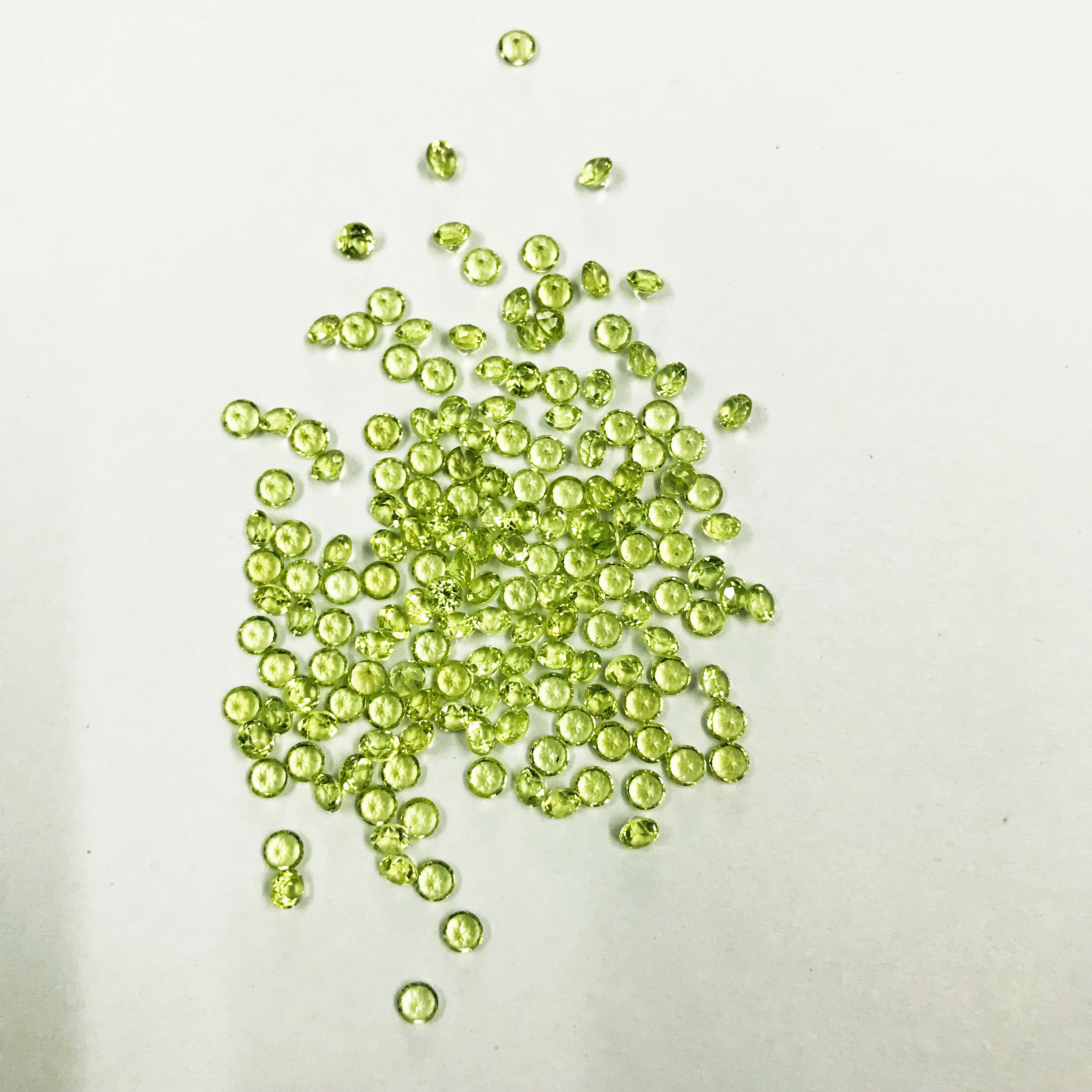 2mm Peridot Faceted Round Loose Gemstones Grade: Aaa