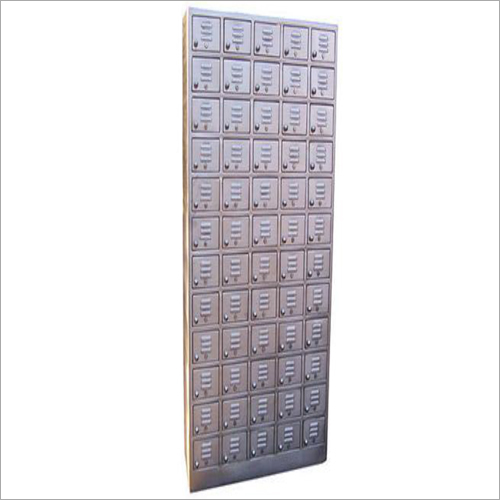 Cleanroom Locker Design: Frame