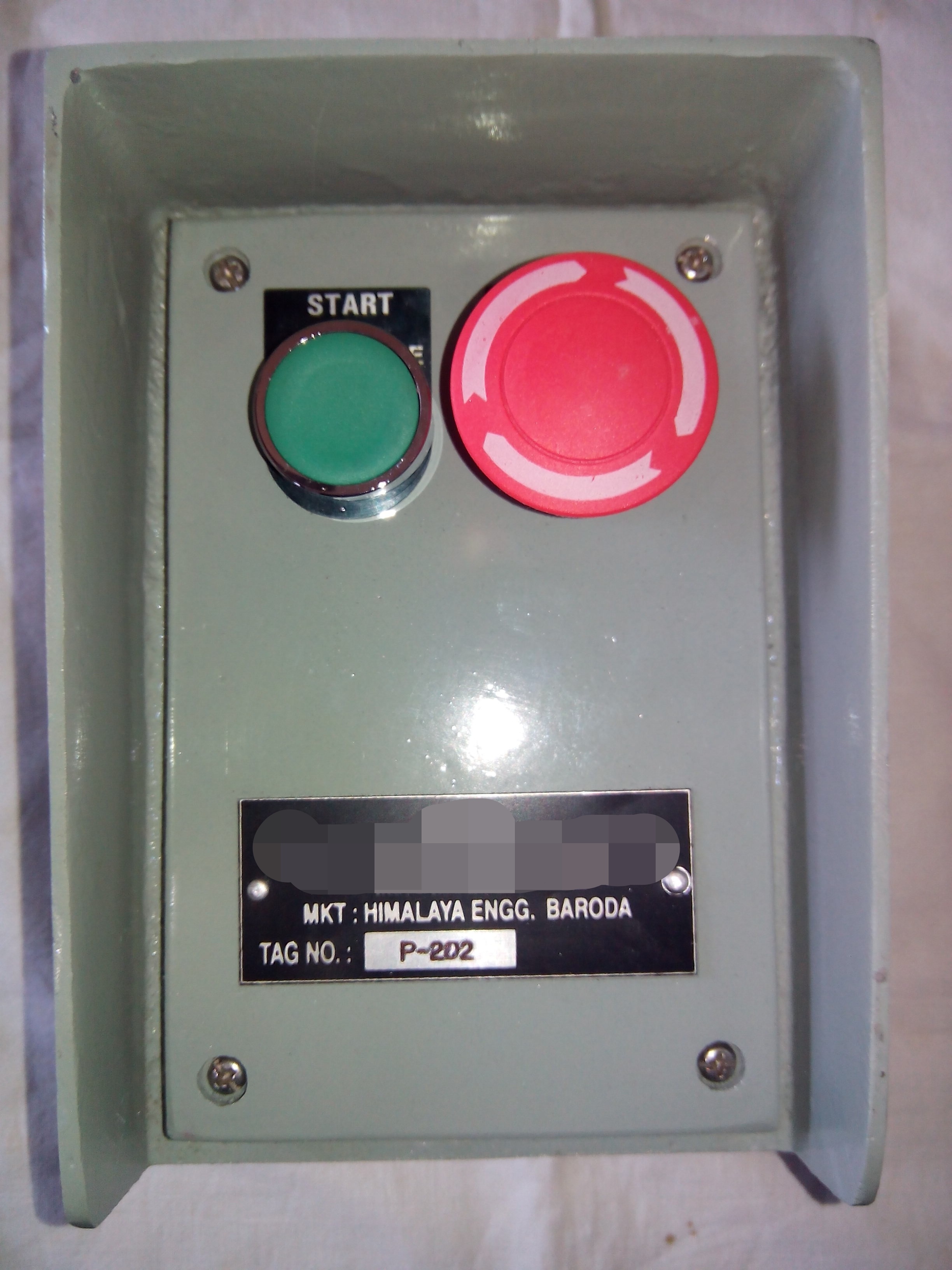 Weatherproof Push Button Station Base Material: Metal Base