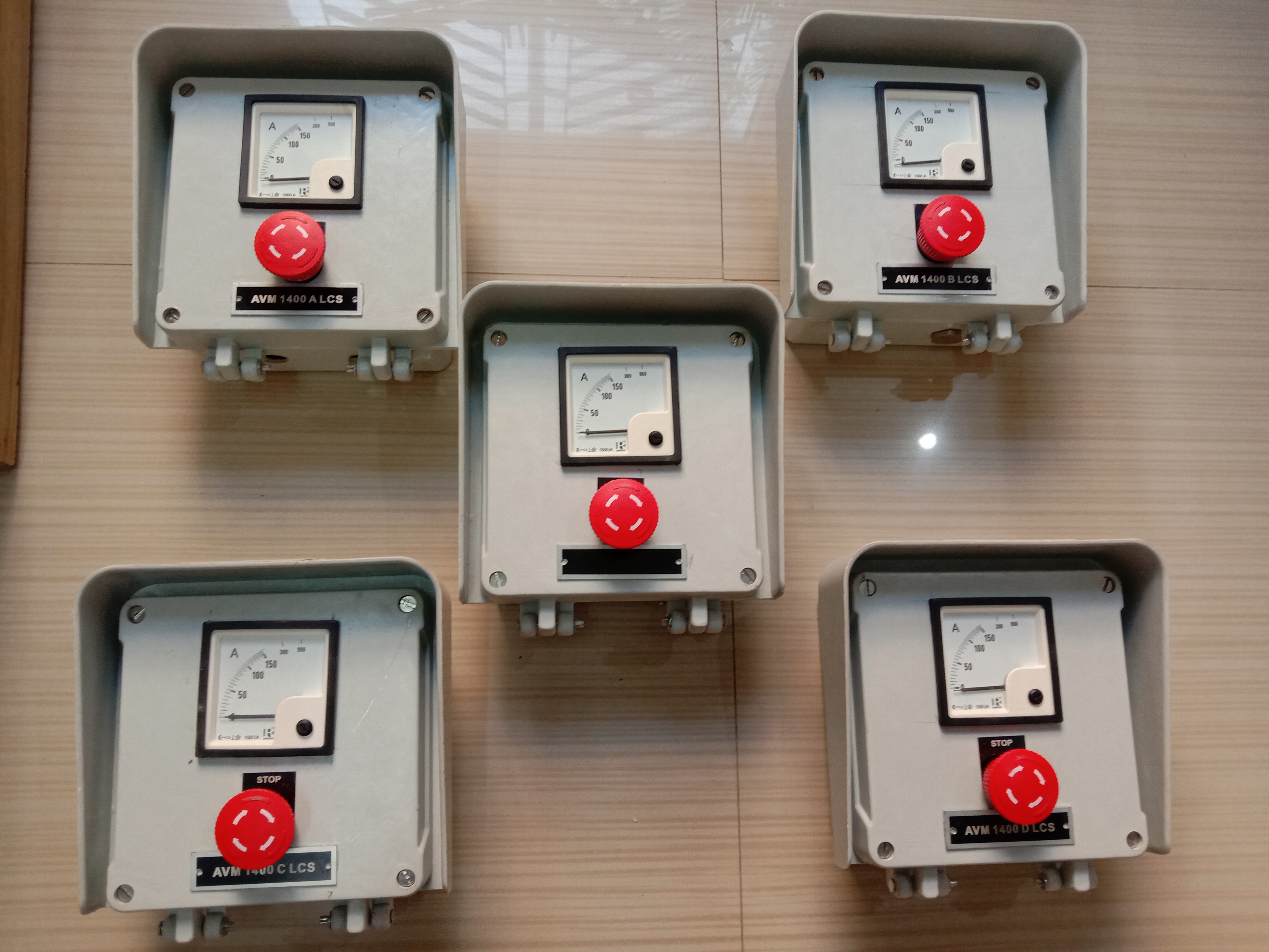 Weatherproof Push Button Station Base Material: Metal Base