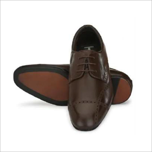 पुरुषों के भूरे चमड़े के औपचारिक जूते