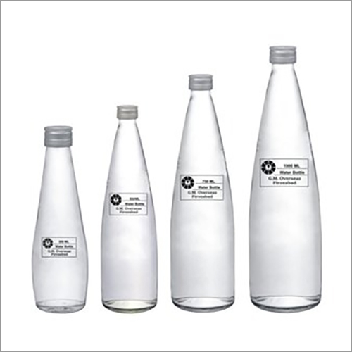 पानी की कांच की बोतल