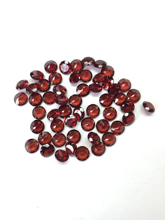 5mm Red Mozambique Garnet Faceted Round Loose Gemstones Grade: Aaa