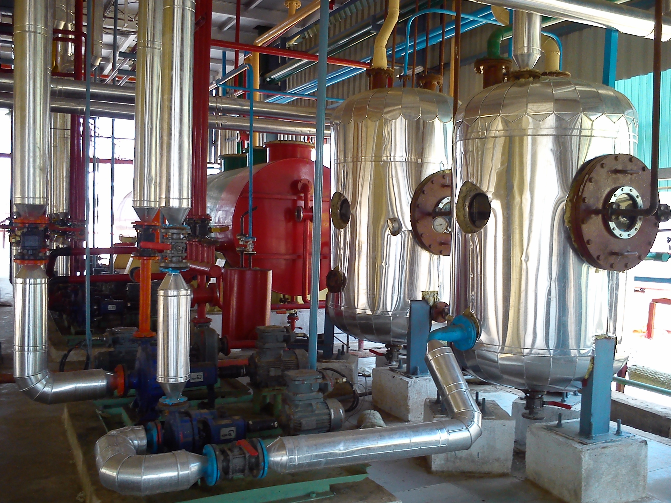 Solvent Extraction Machinery - Capacity: 100-1500 Ton/day