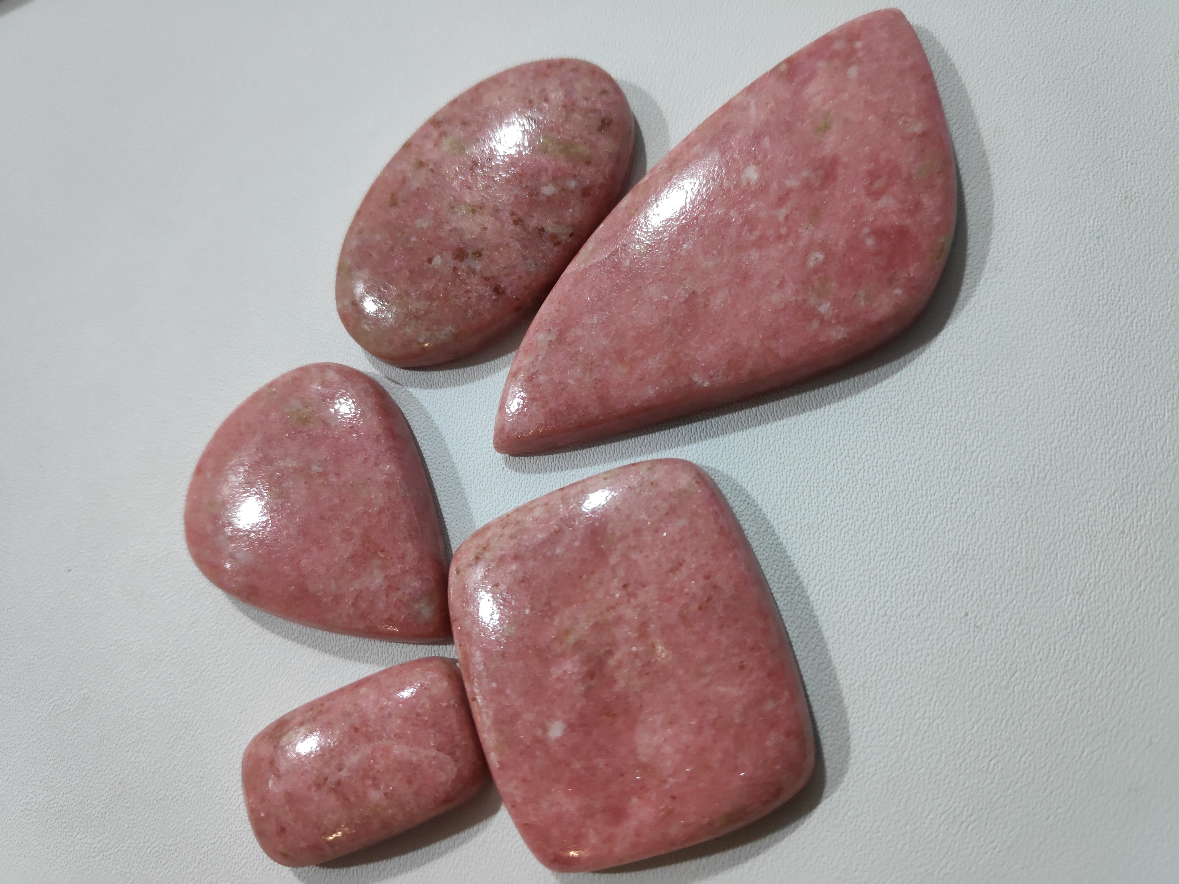 Rhodonite Caboshon Stone