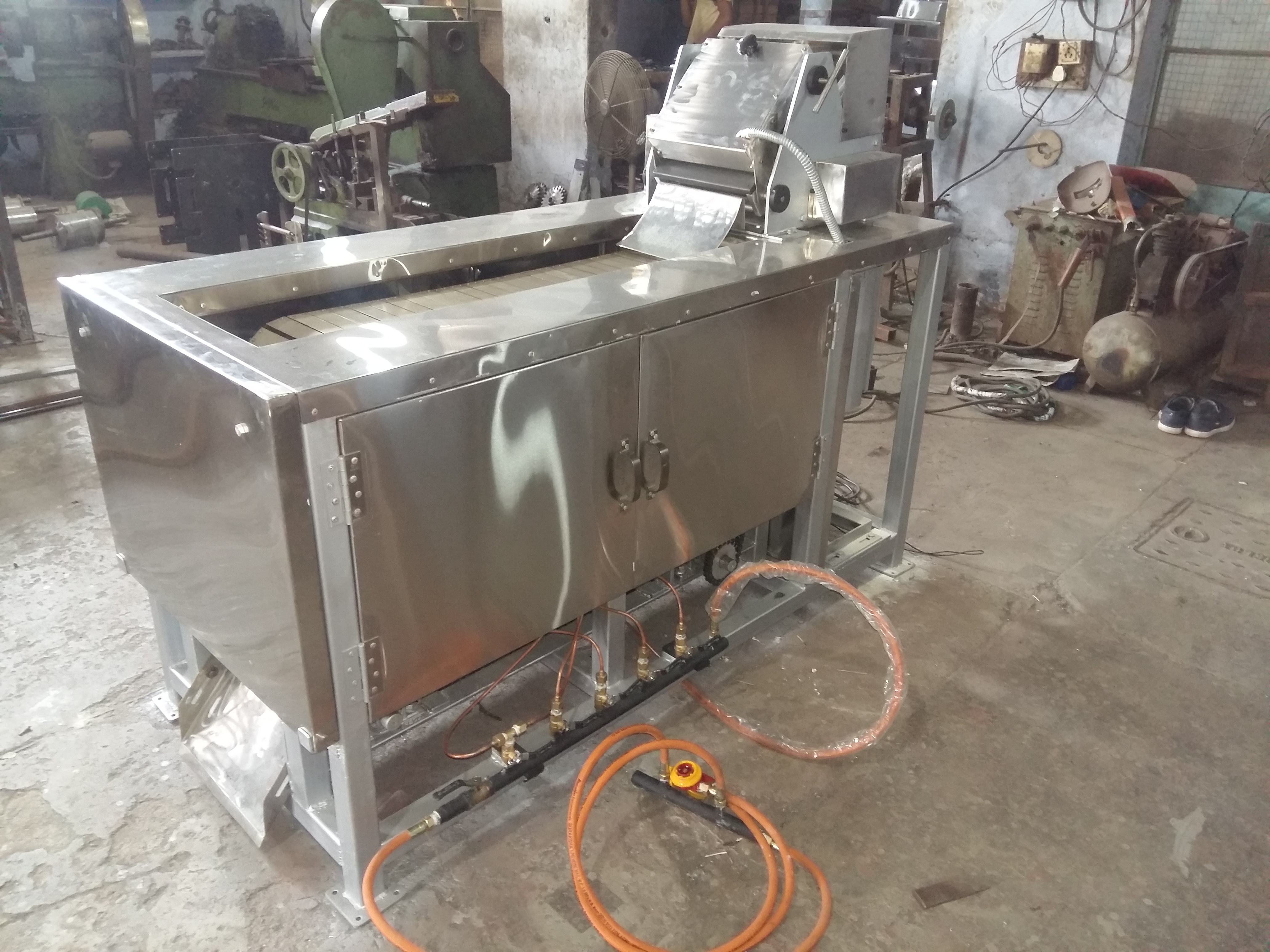 Chapati Making Machine - Capacity: 900 Pc Per Hour M3/hr
