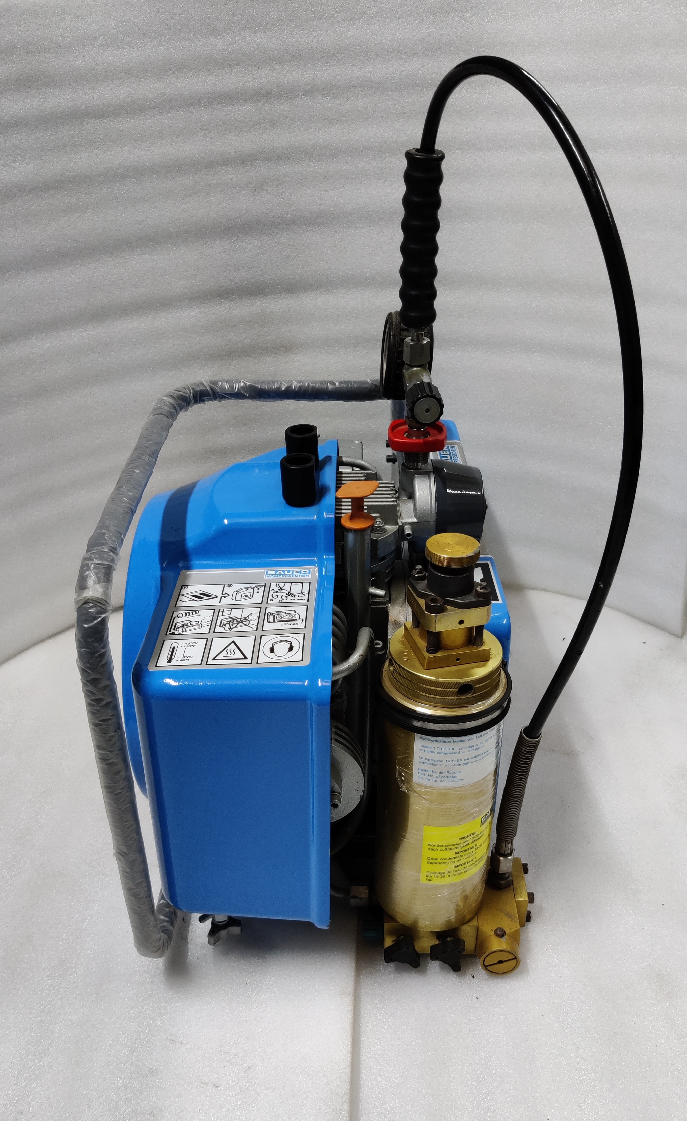 Blue Bauer Junior 2 Breathing Air Compressor