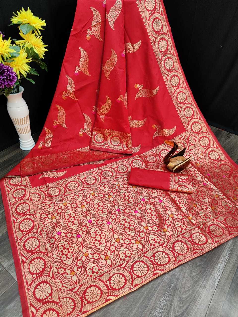 Ladies Modern Bridal Saree - Lichi Silk Fabric, 5.5 Meters Length, Multi Color, Jaquard Work | Traditional Style, Suitable For All Seasons
