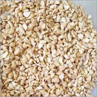 सफेद टुकड़ा काजू