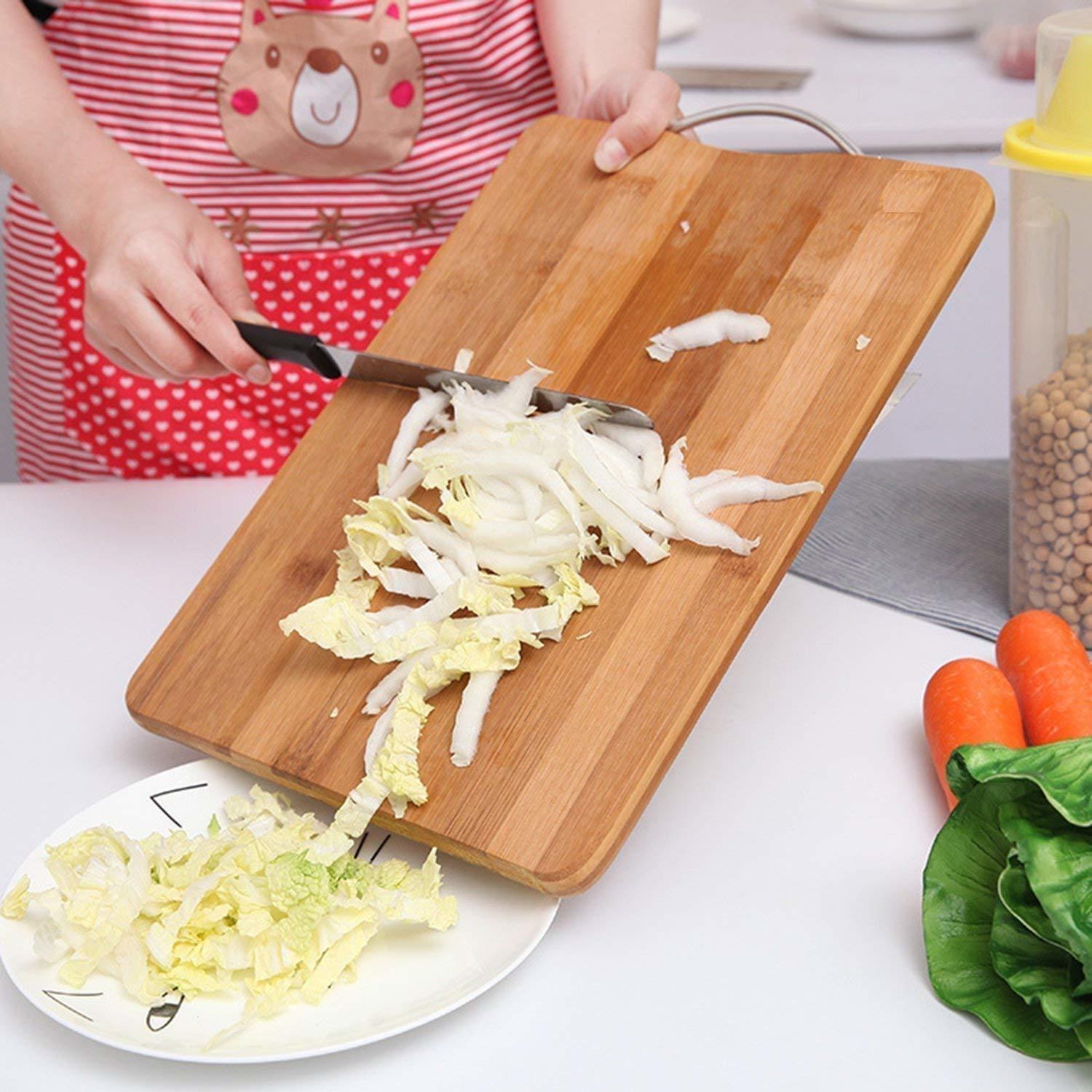 Wooden Cutting Board ( 29 X 19 X 1.8 Cms )