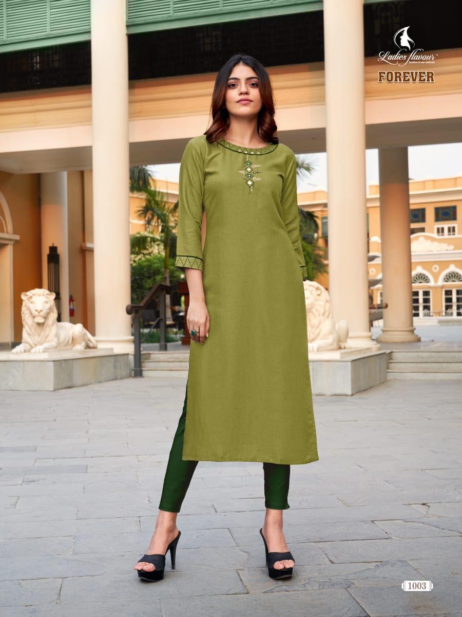 Forever Designer 14 Kg Fancy Rayon Weaving Pattern With Hand Work Kurtis - 14 Kg Fancy Rayon, Sizes M-3xl, 3-4th Sleeve, Embroidered Pattern, Quick Dry, Washable, For All Seasons