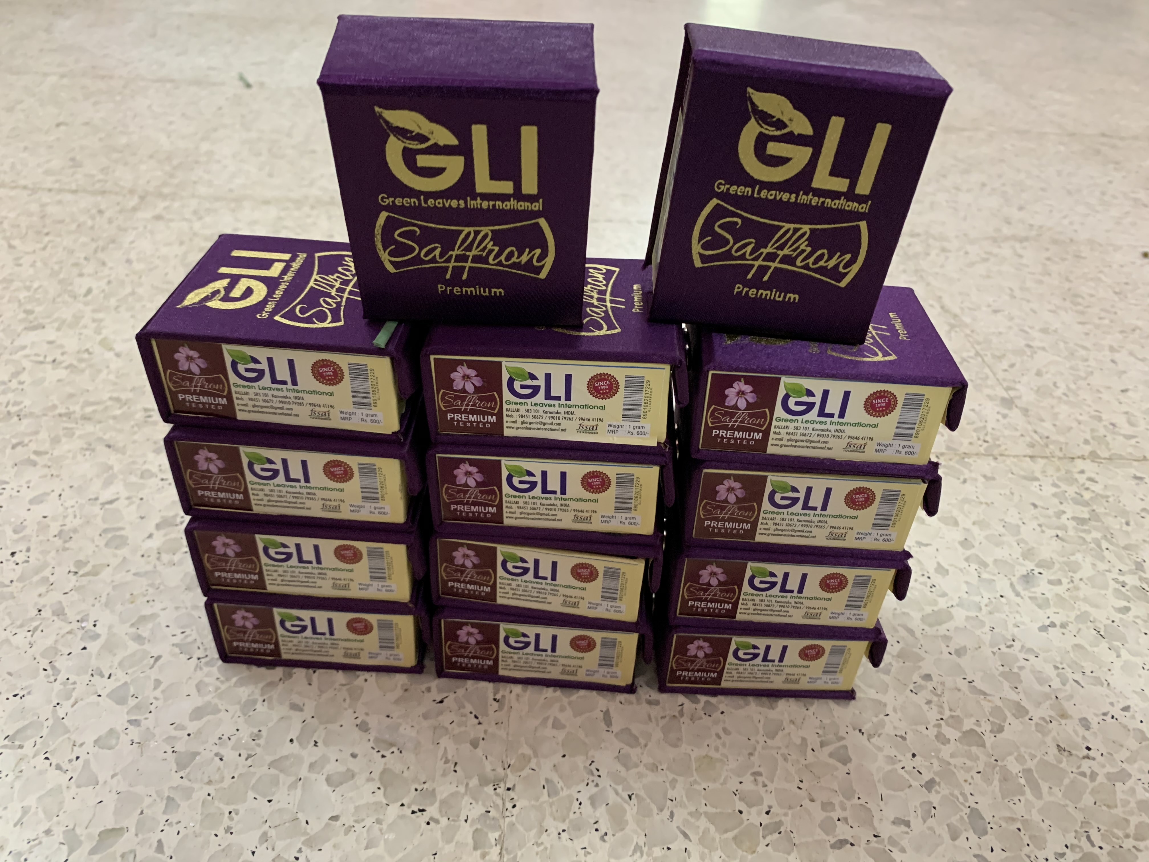 Kashmiri Natural Kesar Grade: Food Grade