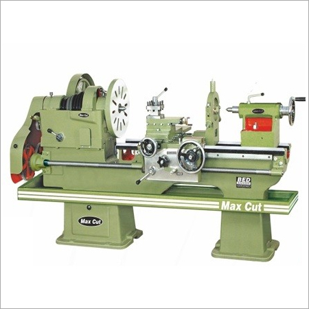 Heavy Duty Lathe Machine - Cast Iron, 1000mm x 600mm x 1200mm | 40mm Spindle Bore, 400mm Swing Over Bed, 600mm Center Distance, 2.2kW Motor Power, 50-1500 RPM Speed Range