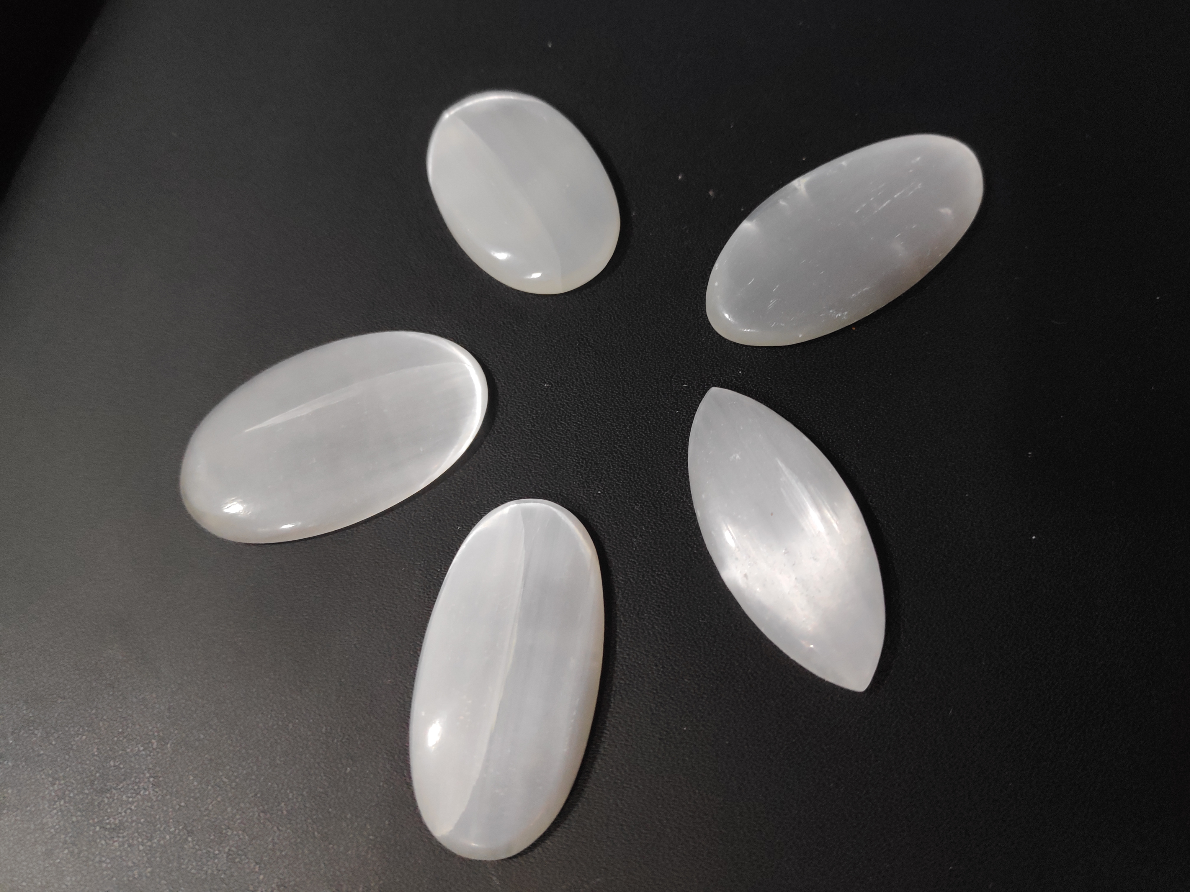 Selenite Caboshon Stone
