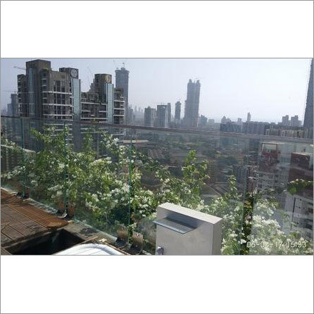 फ्रेमलेस ग्लास रेलिंग