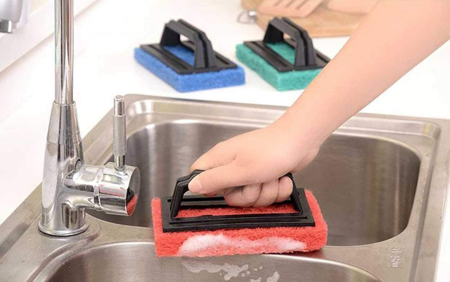 Handle Brush (Single Pc) - Nylon Bristles, Medium Size, White And Blue, Ergonomic Anti-slip Handle, Dishwasher Safe