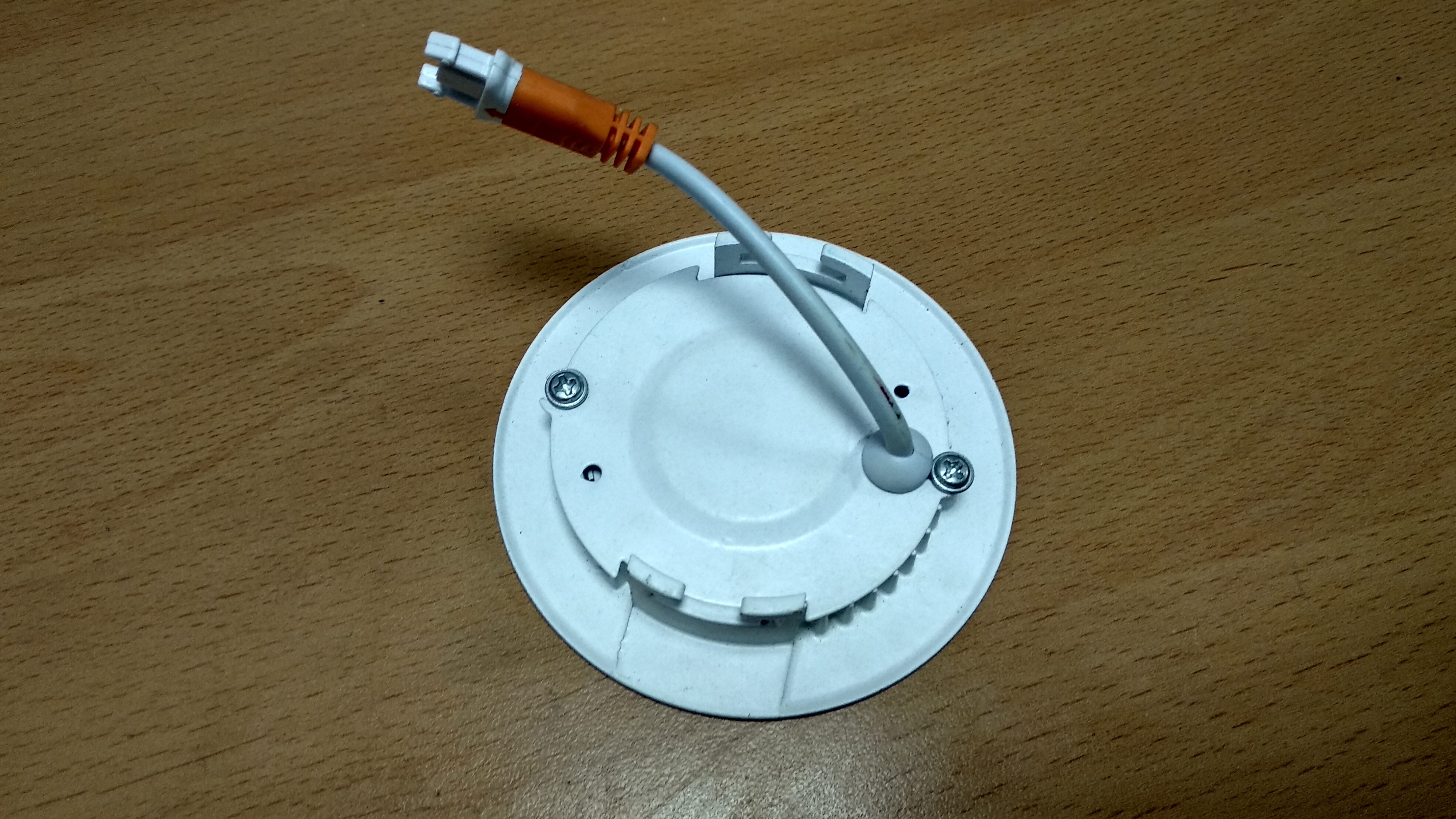 Ac Dc Led Bulb - Aluminum Die Cast Frame, 4 Inch Cutout, 3w/9w Wattage, 780/1170 Lumen Output, 3000k/4500k/6500k Color Options, Ip33 Protection