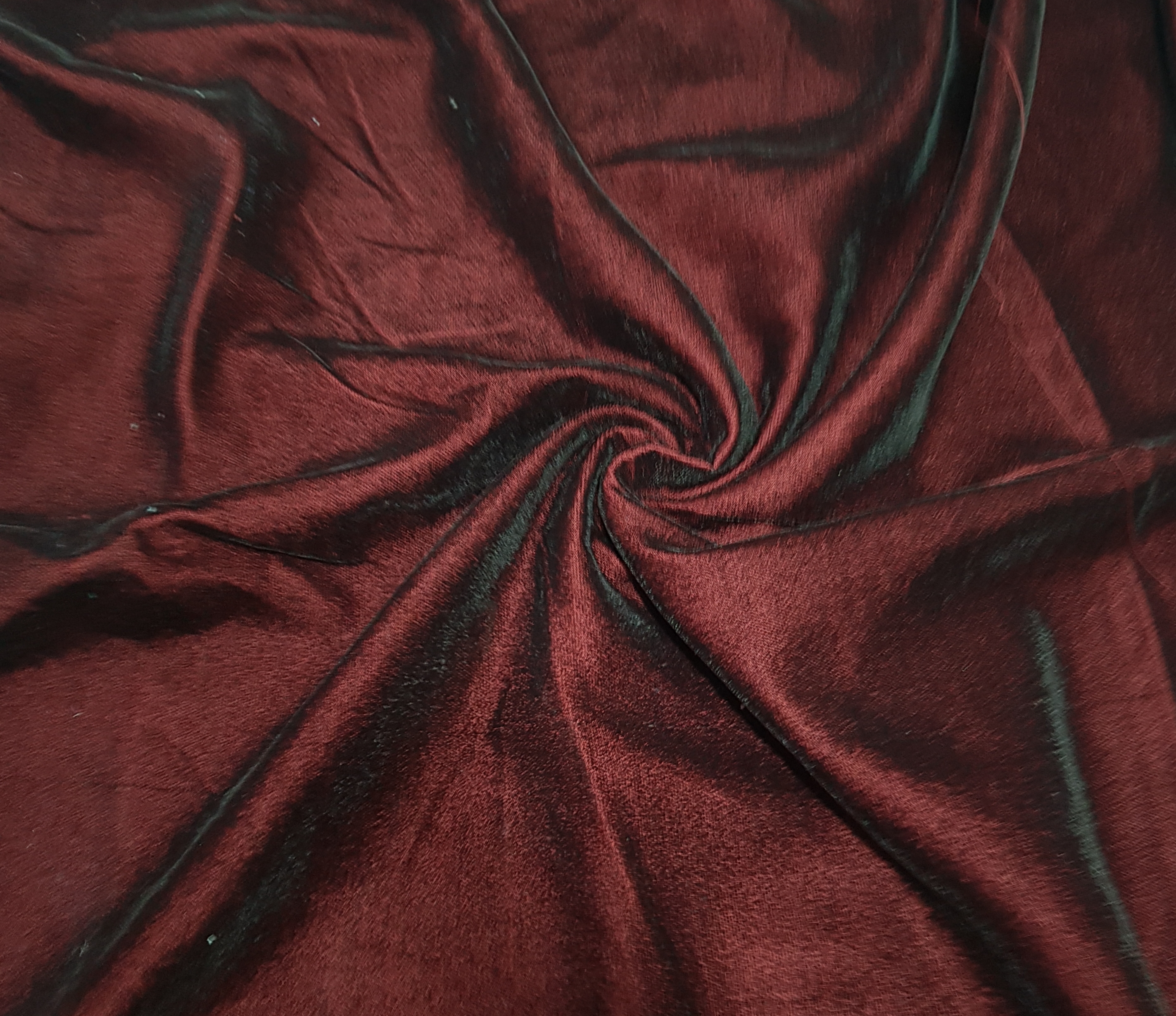 Two Tone Micro 9000 Velvet - Fabric Texture: Dyed