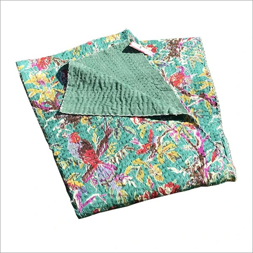 कांथा क्विल्ट होम मेड विथ हैंड स्टिच्ड