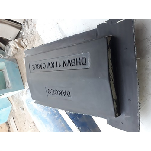 केबल संरक्षण ढालना