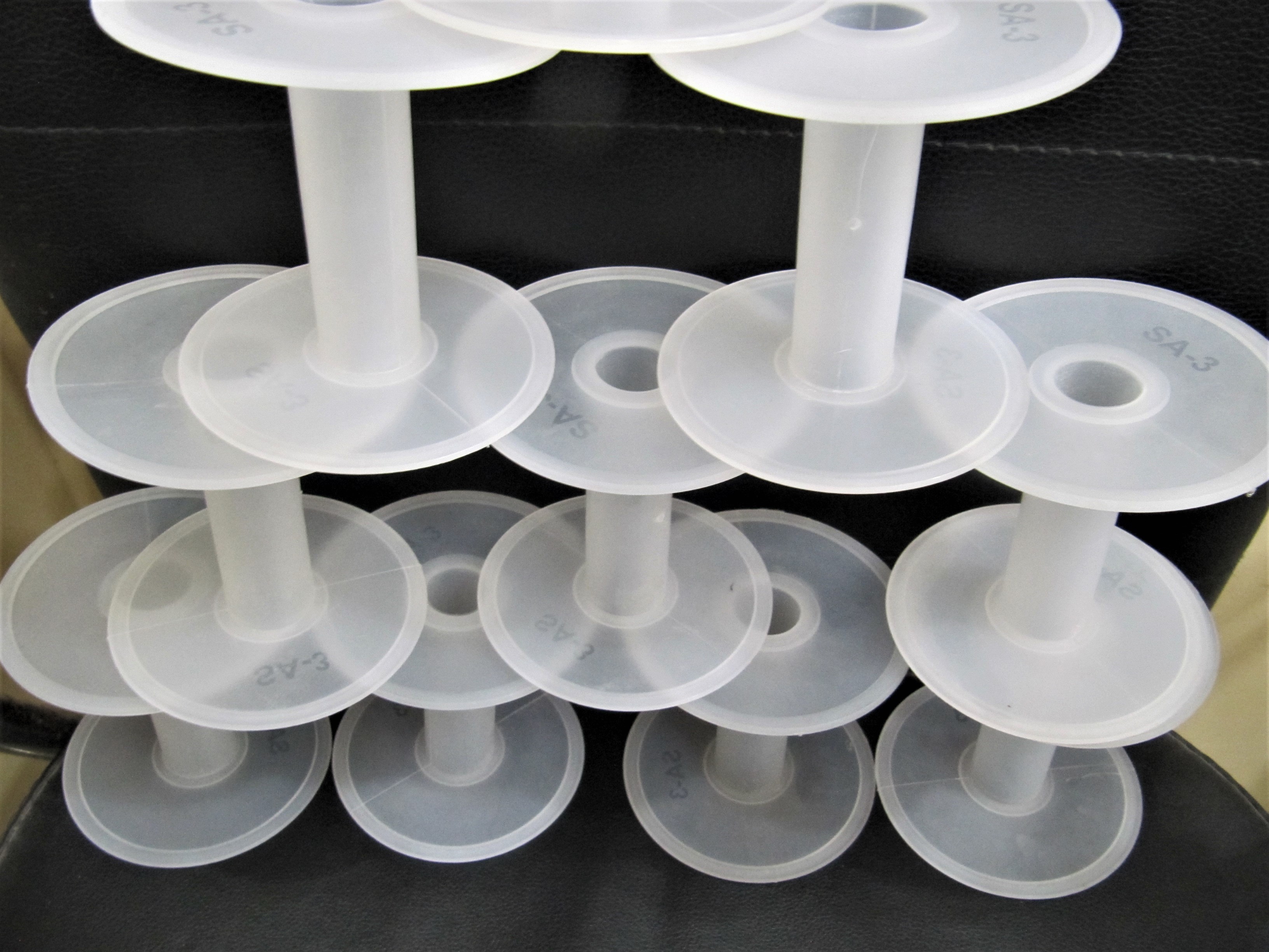 White Plastic Spools - 3.5 Inch Cylinderical Design | Perfect For Craft Cord, Rope, Chains And Threads