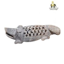 मूर्तिकला पत्थर की मगरमच्छ की मूर्ति