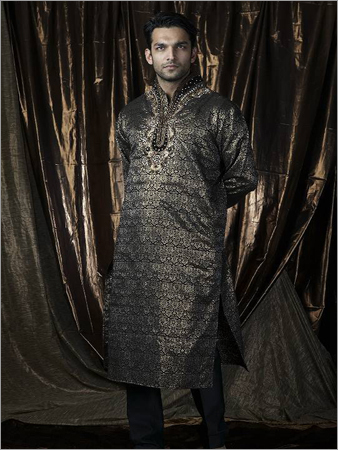 एथनिक कुर्ता पैजामा