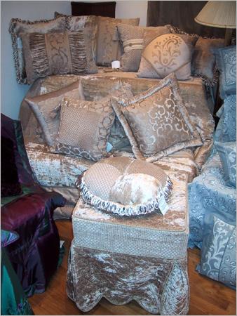 Pillows & Table Cloths (Arabesque--Beige-Velvet)
