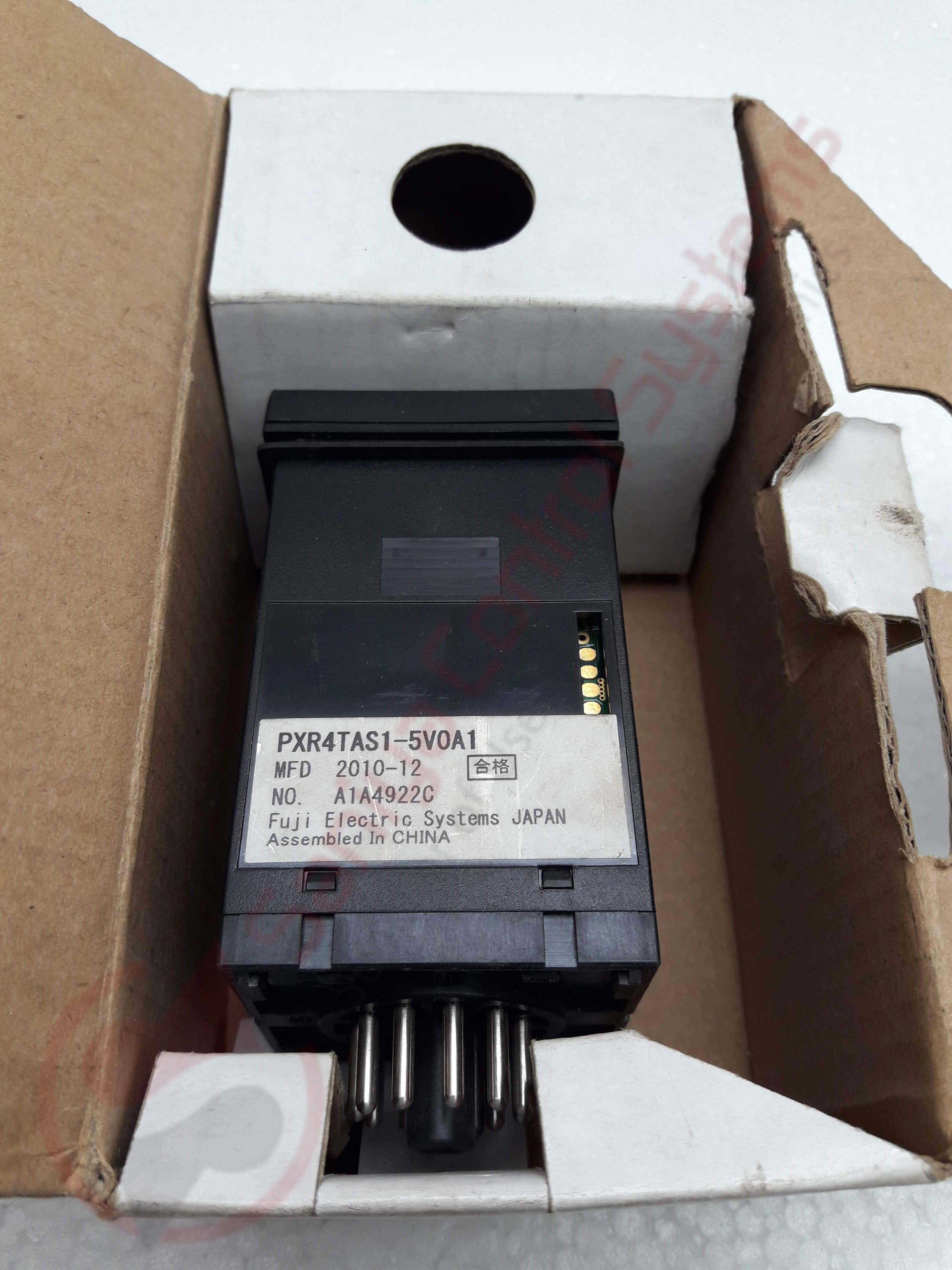 Fuji Teamtec Pxr4tas1-5v0a1 Temperature Controller - Black Color, High-precision Temperature Regulation And Reliable Performance