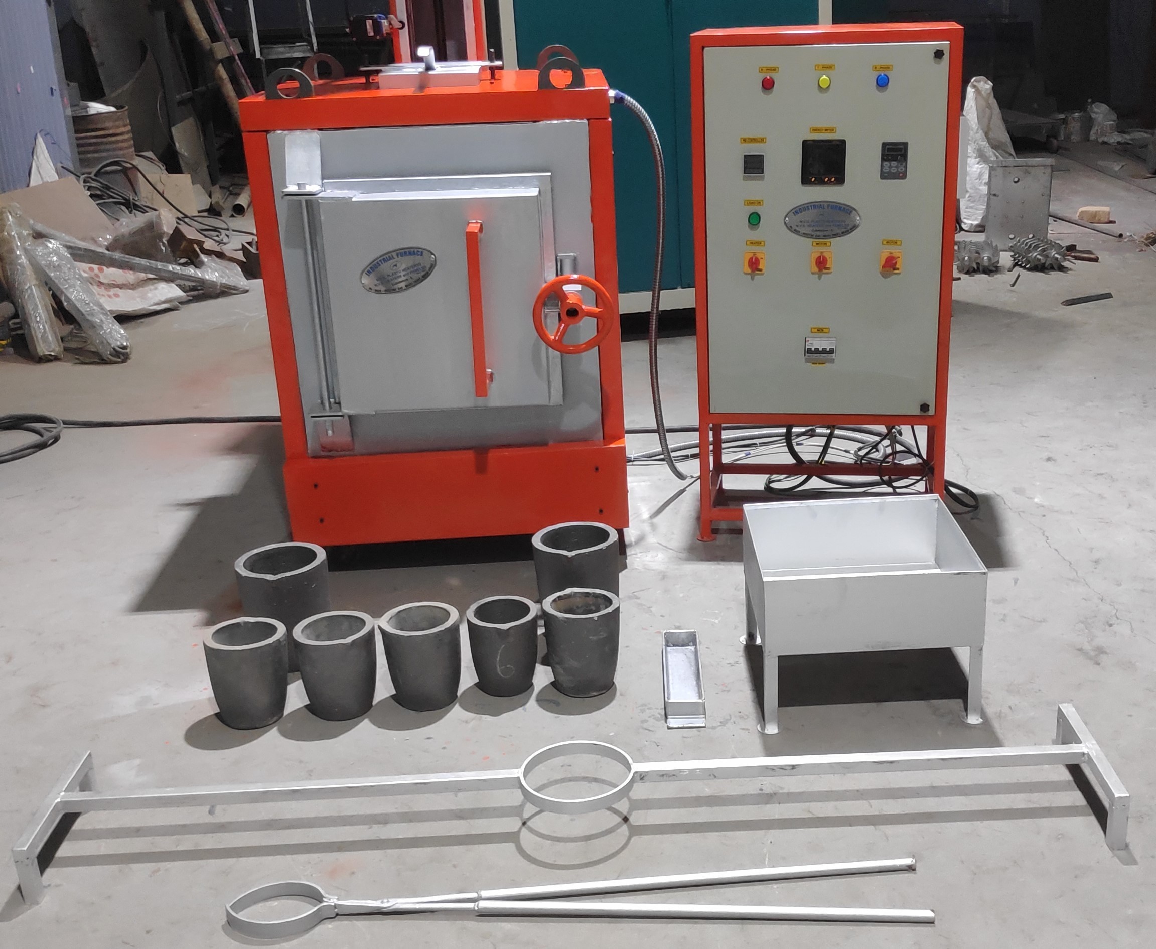 Copper Melting Furnace With Stirrer Heating Method: Silicon Carbide