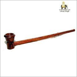 अच्छी तरह से तैयार लकड़ी का निंगली पाइप